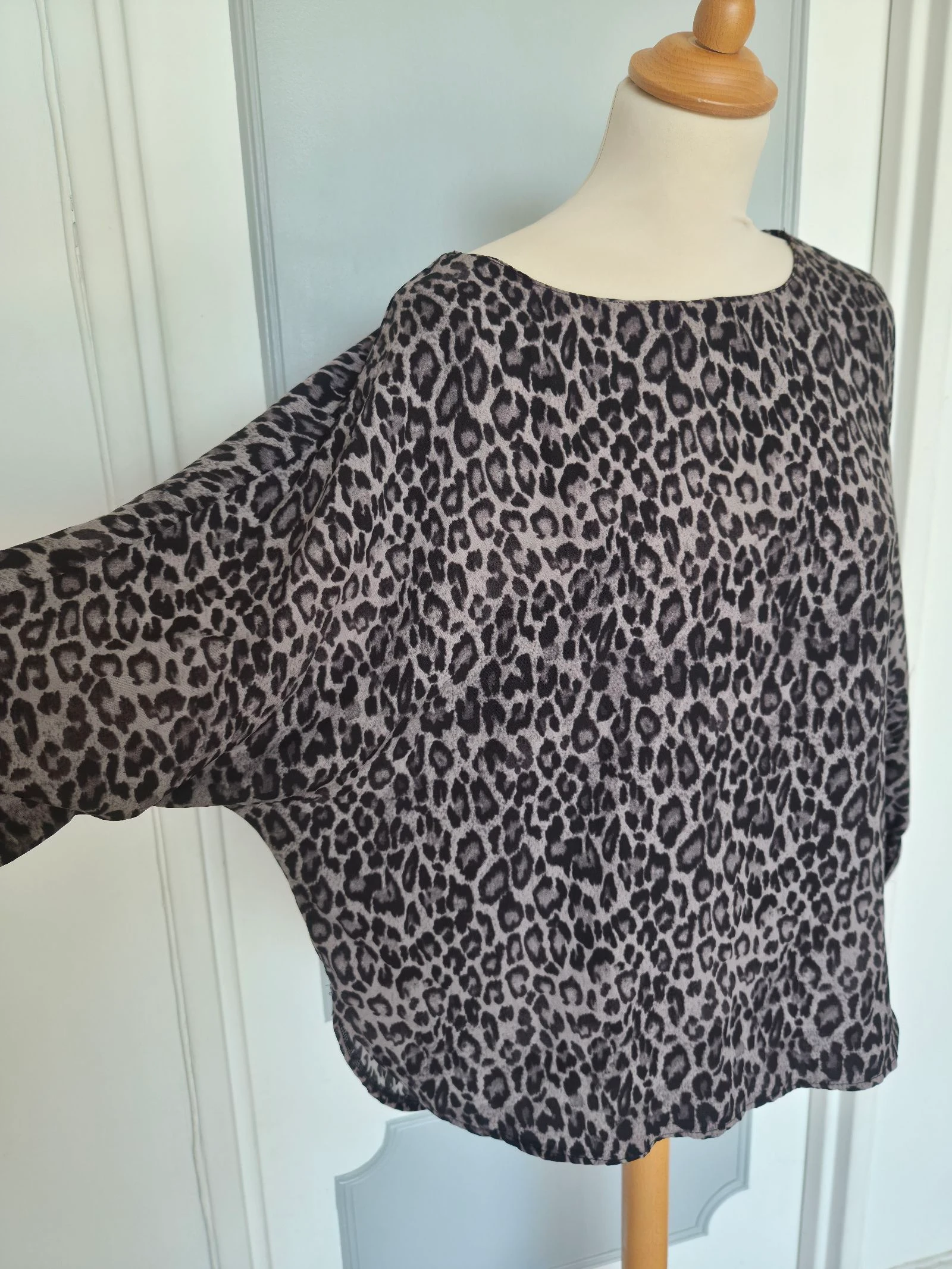 3/4 leopard print blouse New Size 1 – photo 3